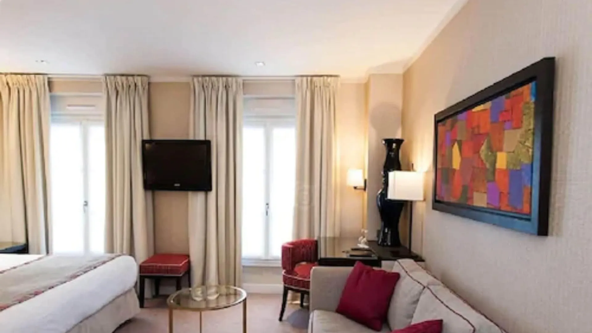 Folkestone Opera Otel Paris