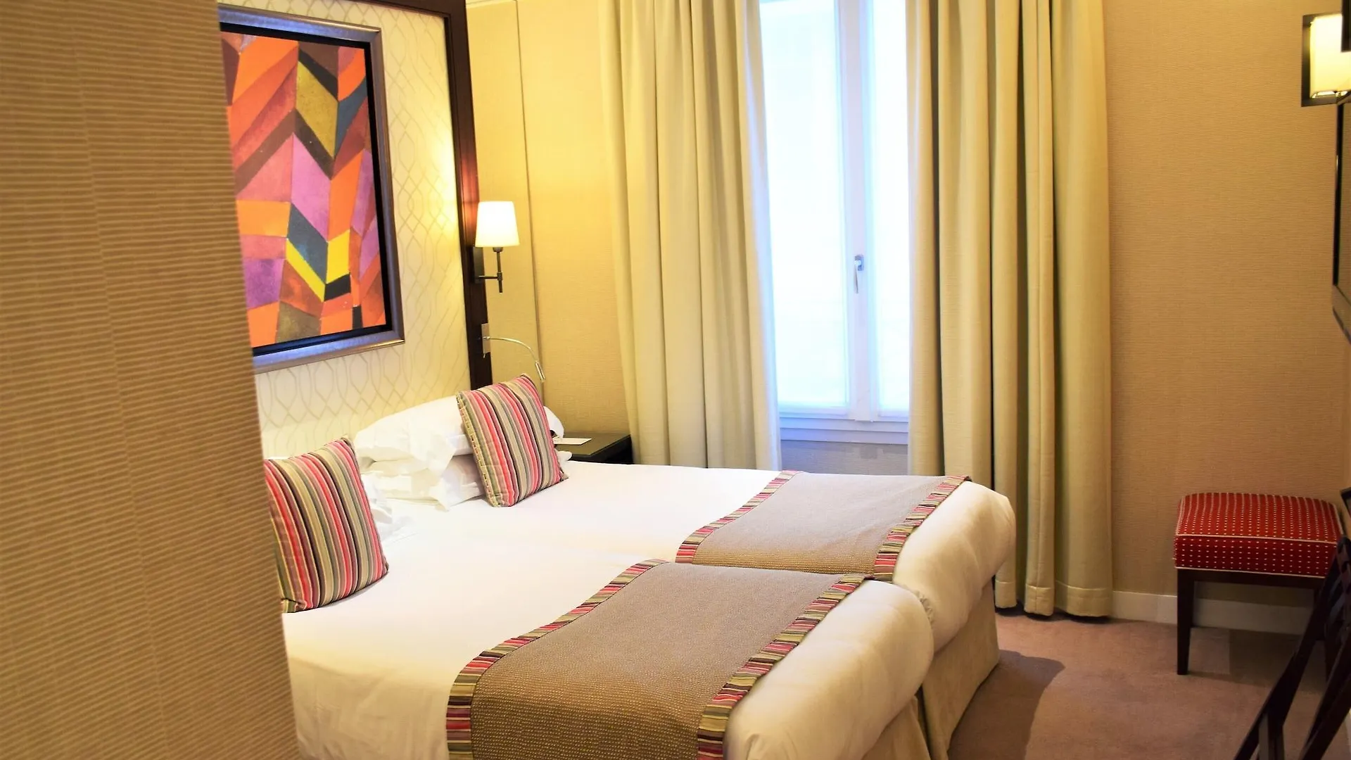 Folkestone Opera Hotel Paris