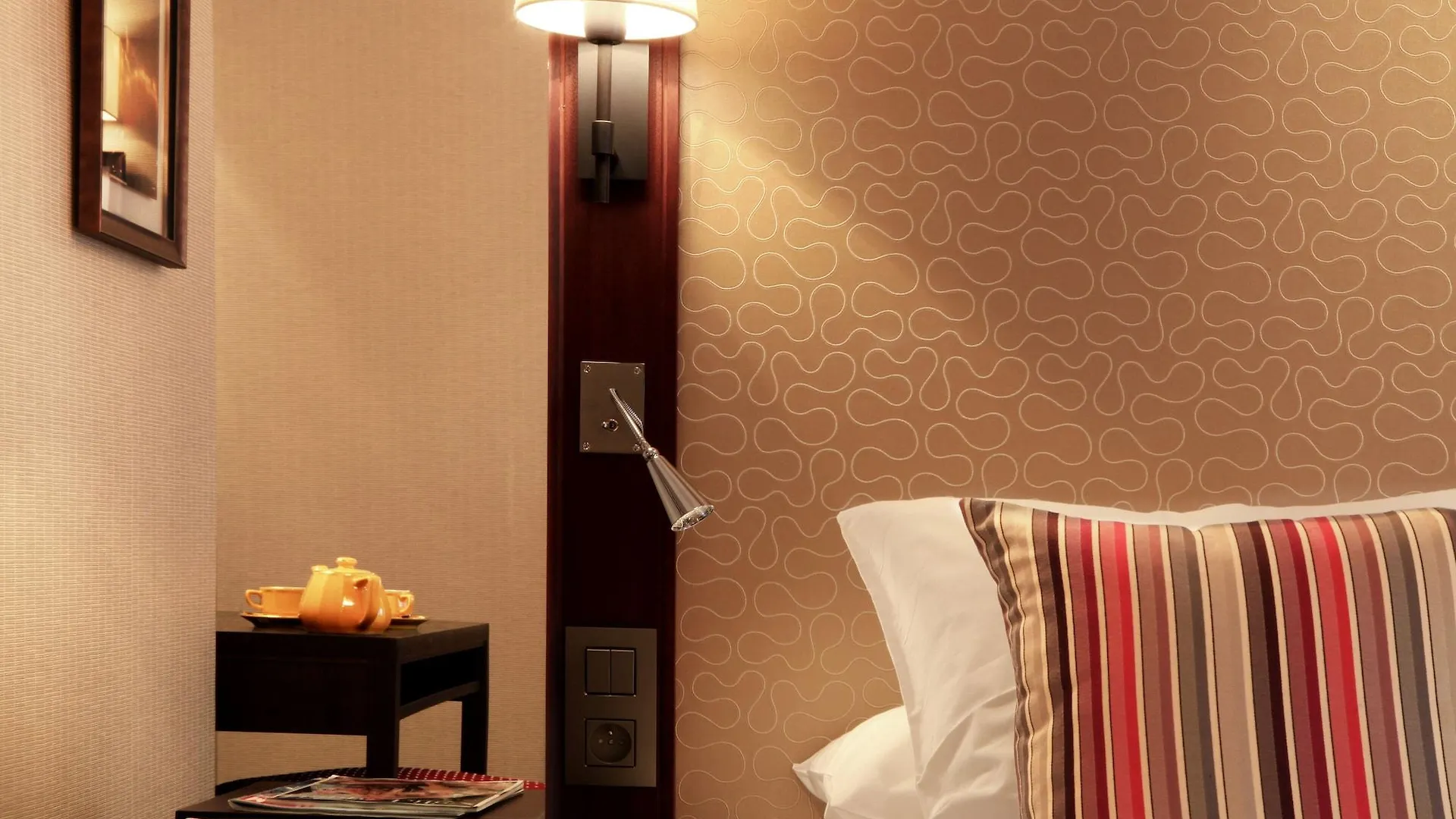 Folkestone Opera Hotel Paris