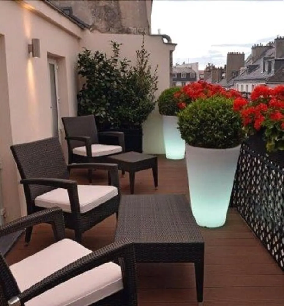 Folkestone Opera Hotel Paris 3*,  France